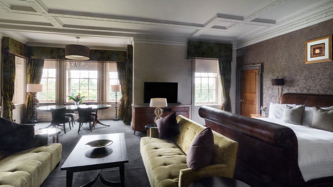THE CRATHORNE SUITE